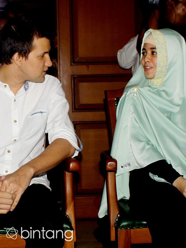  Risty Tagor - Stuart Collin (Dok. Bintang.com)