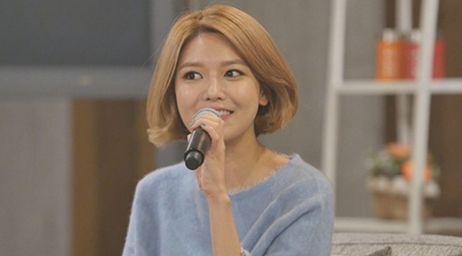 Sooyoung saat menjaid bintang tamu dalam variety show Kim Jae Dong’s Talk To You.