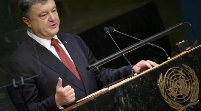 Presiden Ukraina Petro Poroshenko saat berpidato di Sidang Umum PBB ( Reuters/Carlo Allegri)