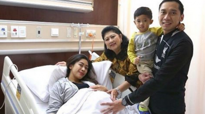 Aliya Rajasa masuk rumah sakit siap menanti kelahiran anak kedua buah cintanya dengan Ibas Yudhoyono.(Foto: instagram.com/aniyudhoyono/)