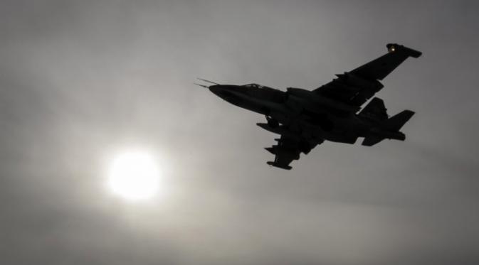  Angkatan udara Rusia serang oposisi Suriah | Via: ibtimes.co.uk