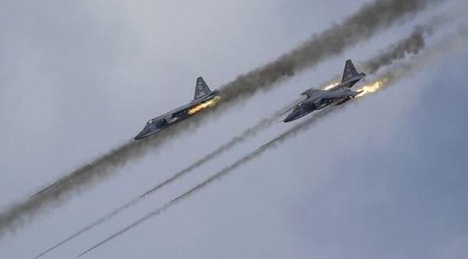  Angkatan udara Rusia serang oposisi Suriah | Via: ft.com