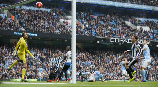 Proses terjadinya gol Kevin de Bruyne ke gawang Newcastle United 