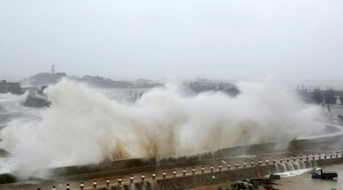 Dahsyatnya Topan Mujigae Sapu China (AFP)