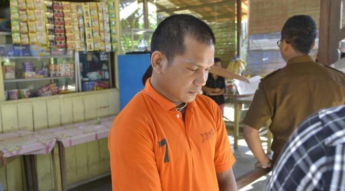 Sadriansyah atau Upik, pelaku pemerkosaan dan pembunuhan anak kandung di Samarinda, Kalimantan Timur, terungkap 27 April 2015  | Via: kaskus.co.id
