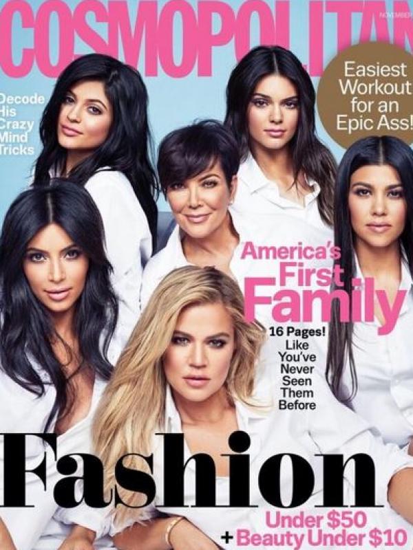 Keluarga Kim Kardashian di sampul majalah Cosmopolitan (via Instagram Kim Kardashian)