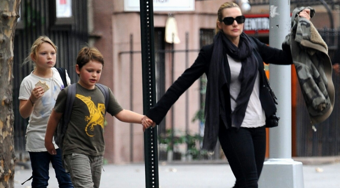 Kate Winslet dan anak. (Foto: fanpop.com)