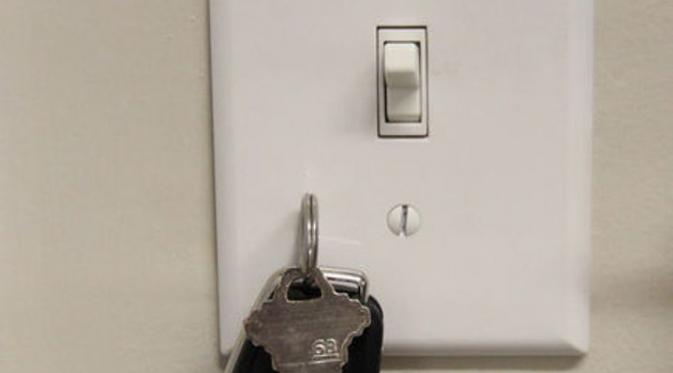 Kunci diberi magnet supaya lebih mudah ditemukan/Good Housekeeping