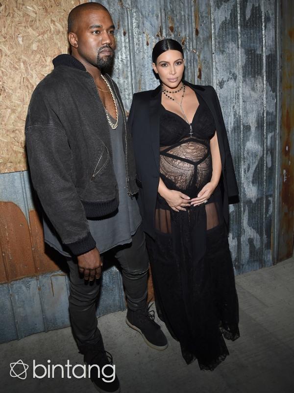 Kim Kardashian dan Kanye West (AFP/Bintang.com)