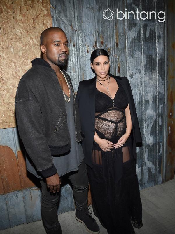 Kim Kardashian dan Kanye West (AFP/Bintang.com)