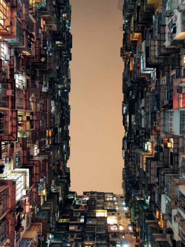 Gedung di Hongkong dari bawah. (Via: arcaidawards.com)