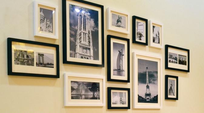 6 Inspirasi Tata  Letak  Bingkai Foto  di  Dinding  Rumah 