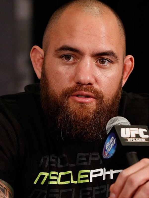 Travis Browne (via foxsports.com)