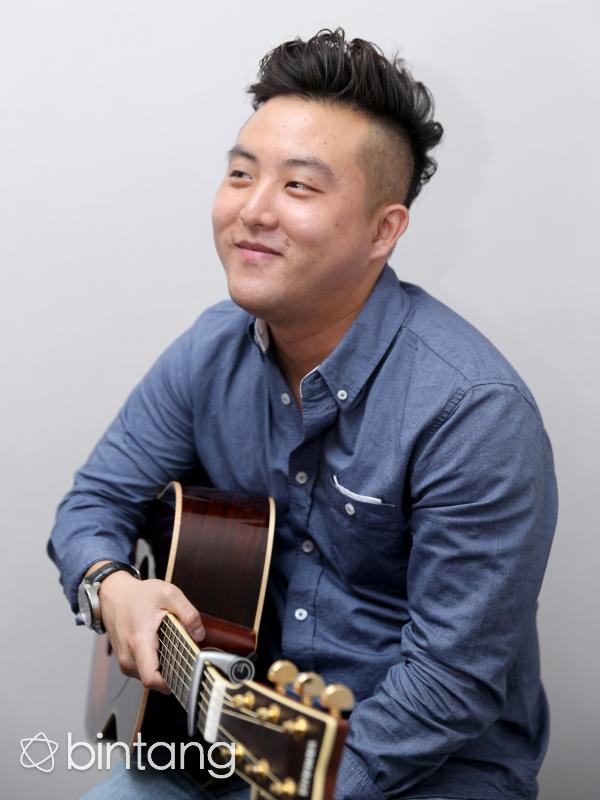 David Choi berkolaborasi dengan Nigahiga (Andy Masela/Bintang.com)