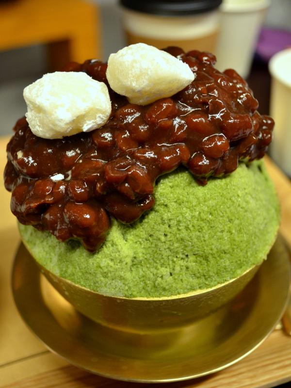 Kacang merah dipadukan dengan es krim. | via: houseofhaos.com