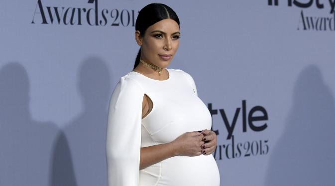 Kim Kardashian West saat menghadiri acara InStyle Awards di Getty Center, Los Angeles, California, Selasa (27/10/2015). (REUTERS/Kevork Djansezian)