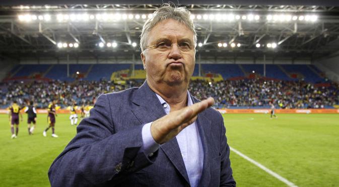  Guus Hiddink saat melatih Anzhi di Arnhem, Belanda, 09 August 2012.  (EPA/Bas Czerwinski)