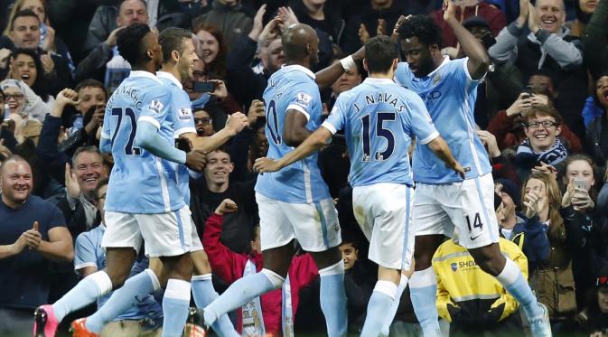 Para pemain Manchester City merayakan gol Wilfried Bony ke gawang Crystal Palace pada laga Piala Liga Inggris, Kamis (29/10/2015) dini hari WIB. (Reuters / Ed Sykes)