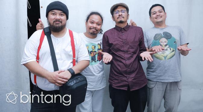 Sore dan Is Payung Teduh berkolaborasi di Alpus Inc 5 (Galih W. Satria/Bintang.com)