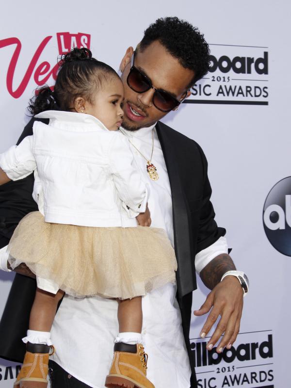 Chris Brown dan Royalty (Bintang/EPA)