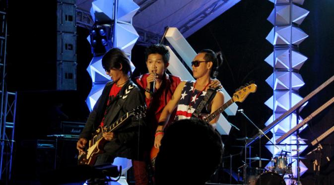 D'Rioz saat tampil di Jakarta Music Festival. 
