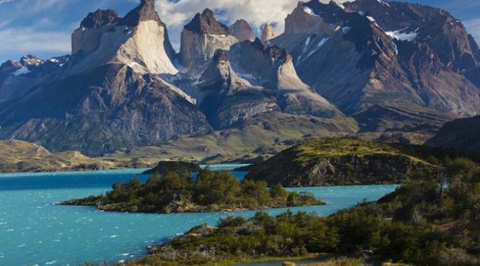 Taman Nasional Tierra del Fuego di Chile yang merupakan bagian dari wilayah Patagonia. (sumber. roughguides.com)
