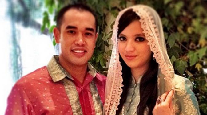 Nia Ramadhani beserta suami (Instagram @niaramadhanibakrie)