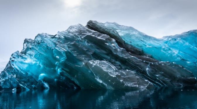 Gunung Es yang Terlentang | via: brightside.me