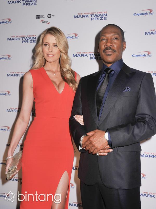 Eddie Murphy dan Paige Butcher (AFP/Bintang.com)