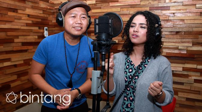 Sandhy Sondoro dan Wizzy terlibat project bareng (Deki Prayoga/Bintang.com)