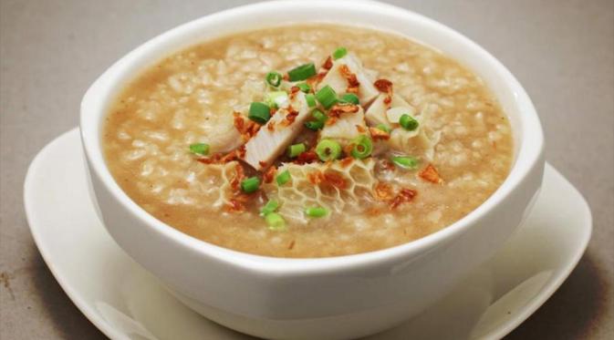 Arroz caldo| via: munchpunch.com