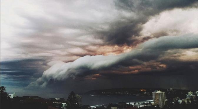 Awan di utara Sydney. | via: cateandco/instagram