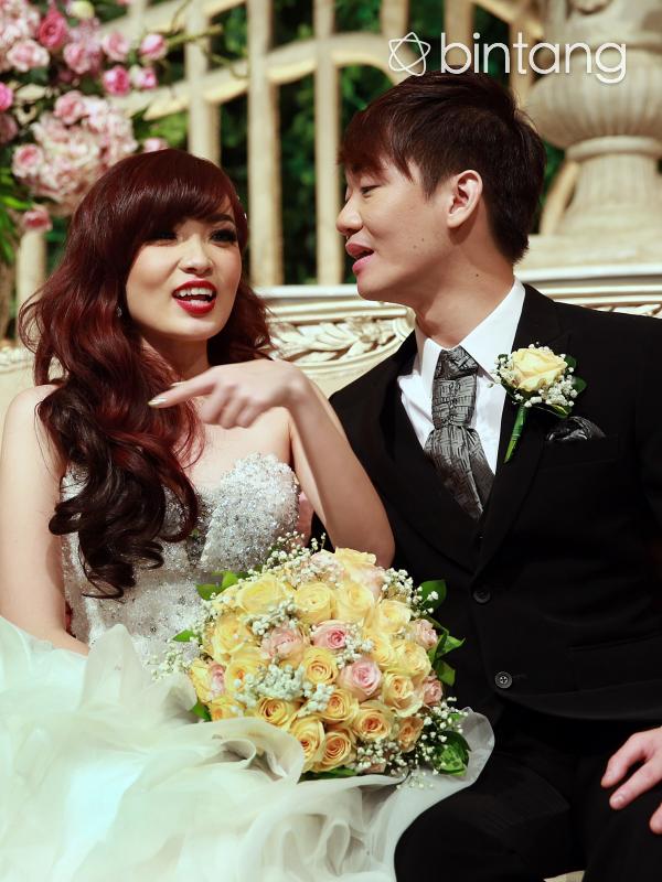 Pernikahan Angel Cherrybelle dengan Rudi (Deki Prayoga/Bintang.com)
