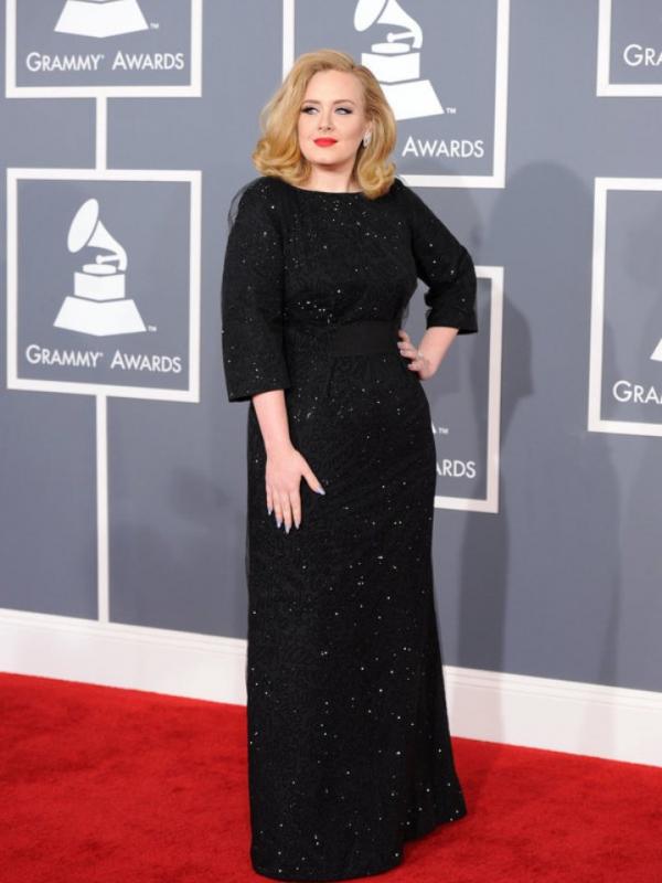 Adele pada 2012/Huffington Post