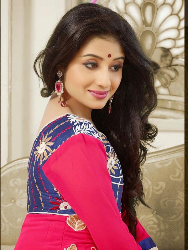 Paridhi Sharma. Foto: via baggout.com