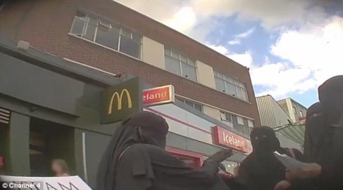 Terkuak, Kehidupan Perempuan Pendukung ISIS di London (Channel 4/Daily Mail)