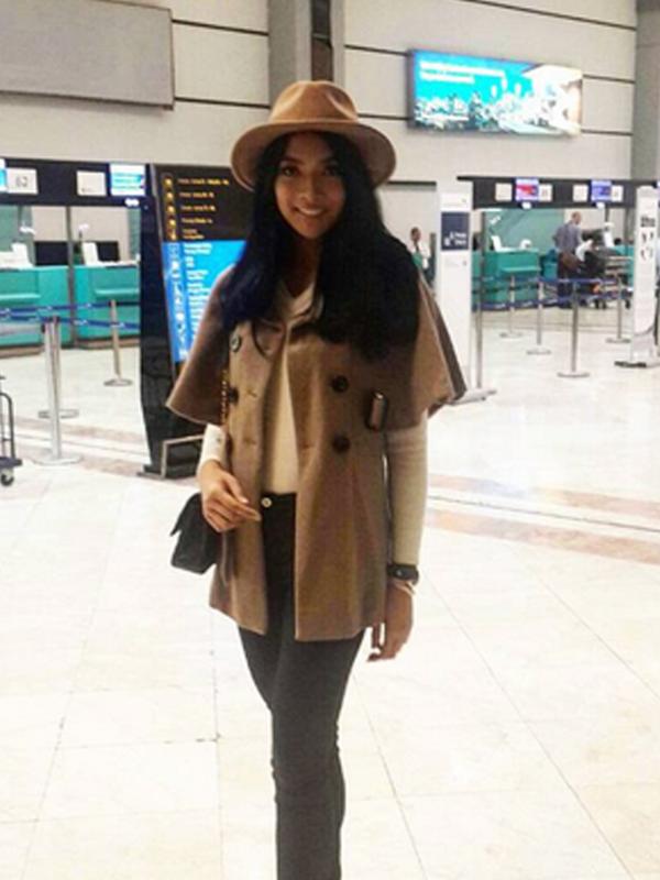 Puteri Indonesia 2015, Anindya Kusuma Putri berangkat ke ajang Miss Universe di Las Vegas. (foto: instagram.com/anindyakputri)