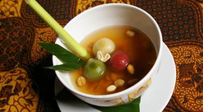 Wedang ronde. (Via: duniainter.net.ronde)