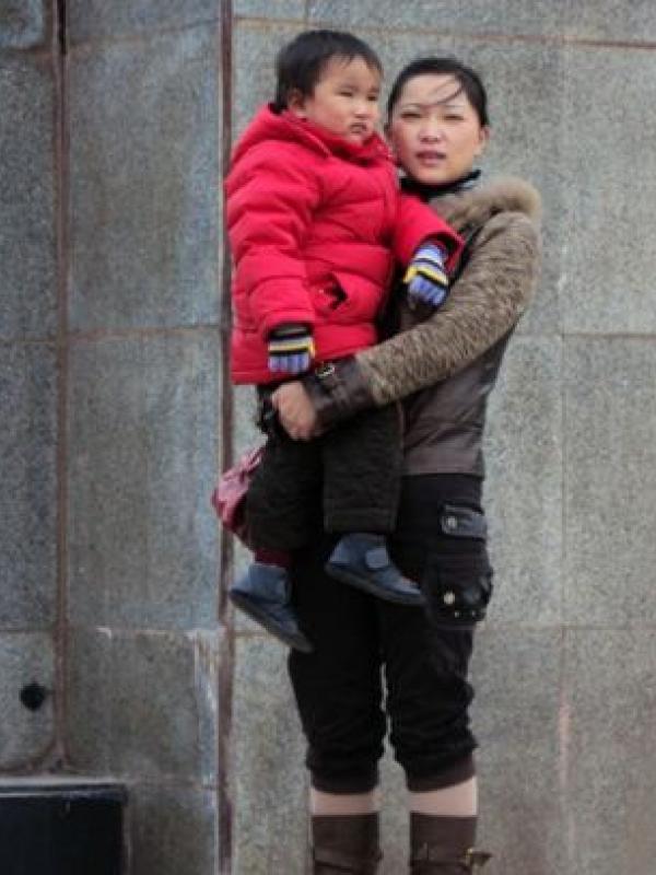 Chen Xiaotian dan sang ibu, Zhou Lu, melawan penyakit yang diderita, keduanya sudah berjuang selama dua tahun. | via: Daily Mail