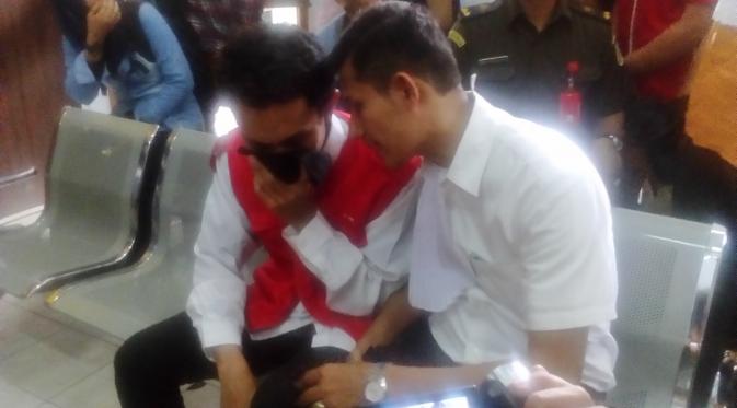 Terdakwa Pembunuh Tata Chubby, Prio Santoso menghadapi sidang vonis di Pengadilan Negeri Jakarta Selatan. (Liputan6.com/ Putu Merta Surya Putra)