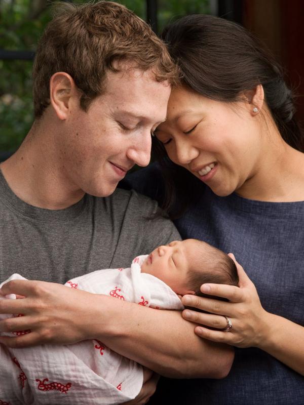 Mark Zuckerberg dengan istri dan putrinya (via facebook.com/zuck)