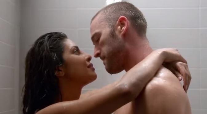 Adegan seks kamar mandi Priyanka Chopra dan Jake McLaughlin dalam serial Quantico.