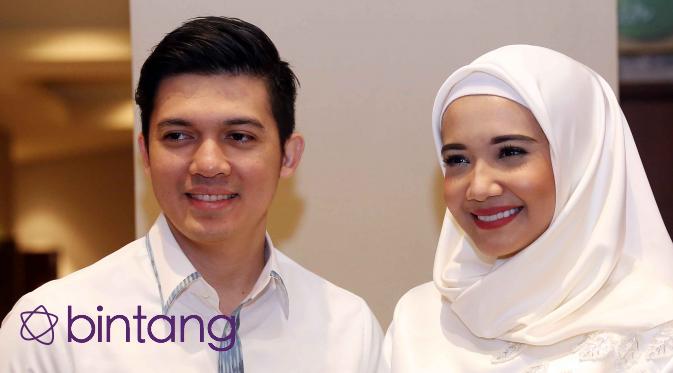 Zaskia Sungkar dan Irwansyah. (Nurwahyunan/Bintang.com)