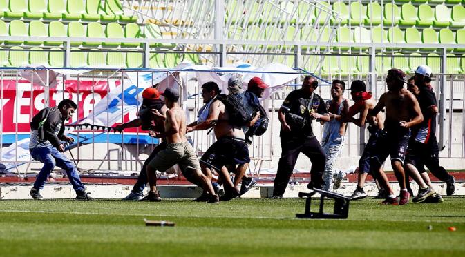 Bentrokan antar suporter terjadi Liga Chile