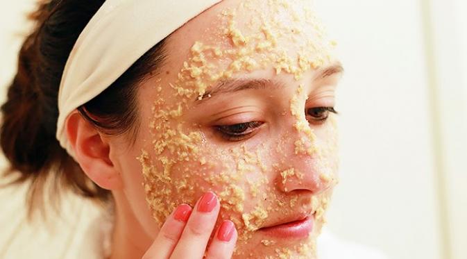 Masker oatmeal bisa hilangkan jerawat beruntusan. (Via: www.agoodhue.net)