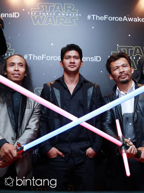 Yayan Ruhian, Iko Uwais dan Cecep Arif Rahman saat preskon film Star Wars: The Force Awakens. (Deki Prayoga/Bintang.com)