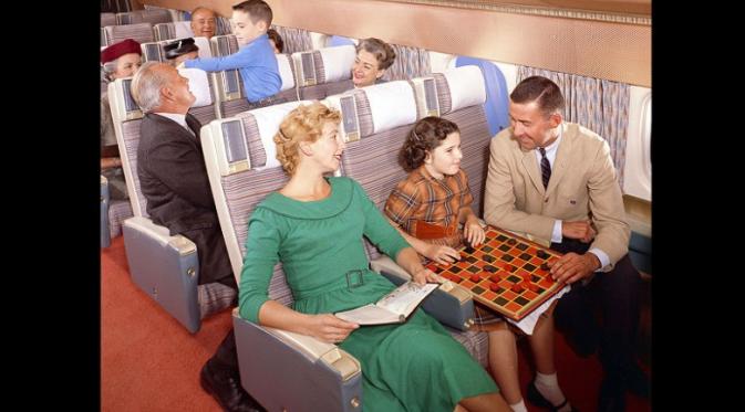 Bangku penumpang lebih lega pada penerbangan di masa lalu ( AirlineRatings.com )