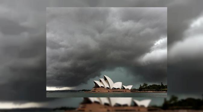 Badai Dahsyat Supercell Hampiri Sydney, 700 Rumah Mati Lampu (Richard Dobson/News.com.au)