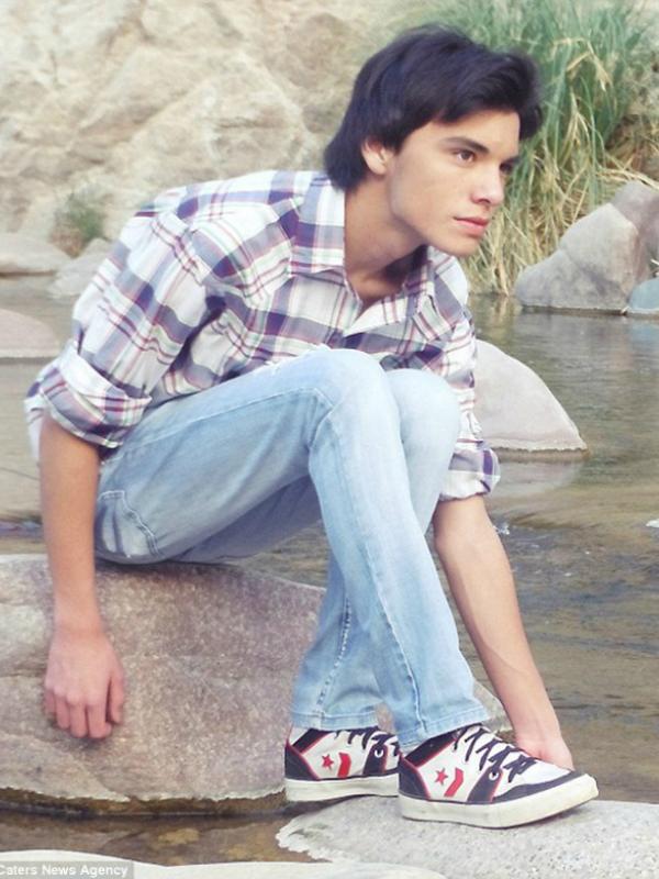 Juan adalah remaja pria yang tampan (Foto: dailymail.co.uk)