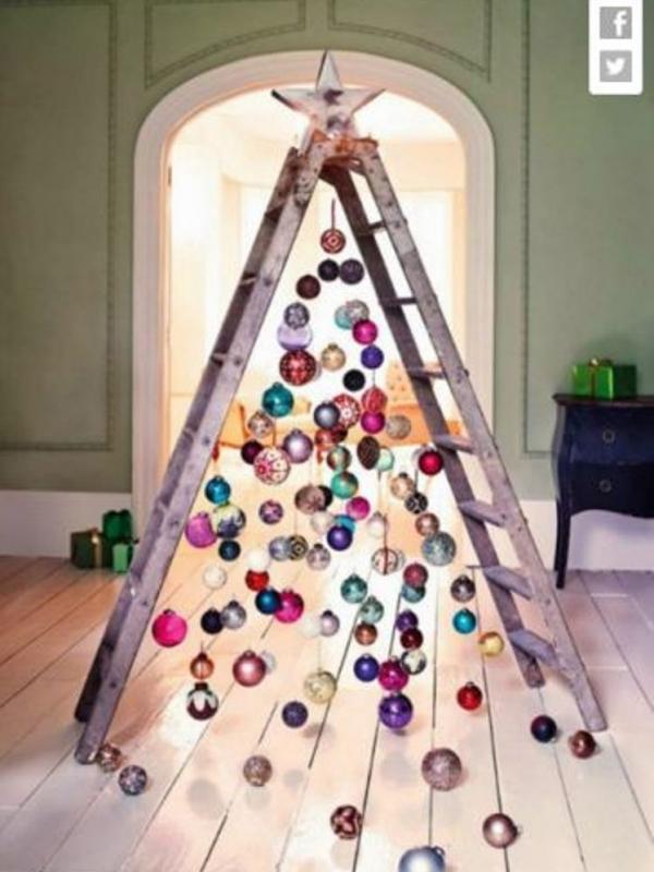 'Pohon Natal' tangga | Via: brightside.me